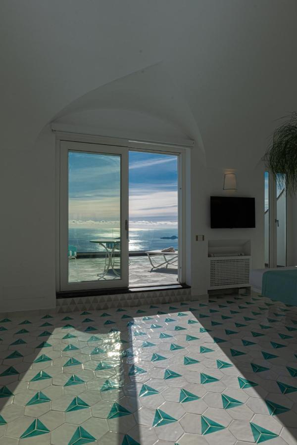 Petrea Lifestyle Suites 波西塔諾 外观 照片